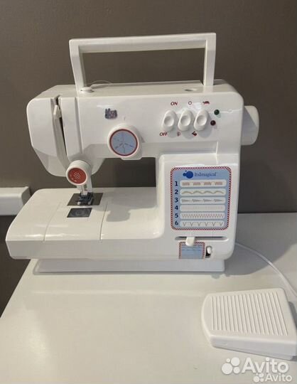 Детская швейная машинка ItsImagical