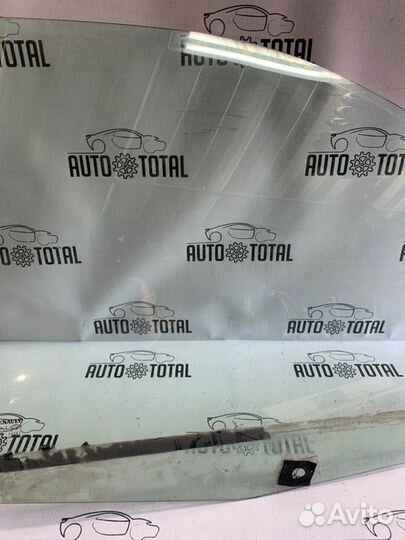 Стекло переднее правое Renault Symbol K7JA700 2005