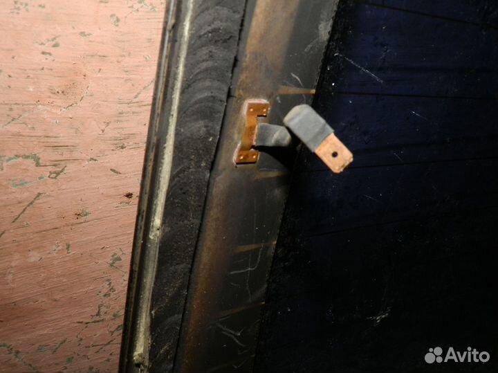 Стекло заднее седан Форд Фокус 1