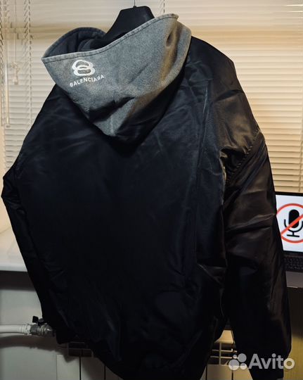 Balenciaga Unity бомбер