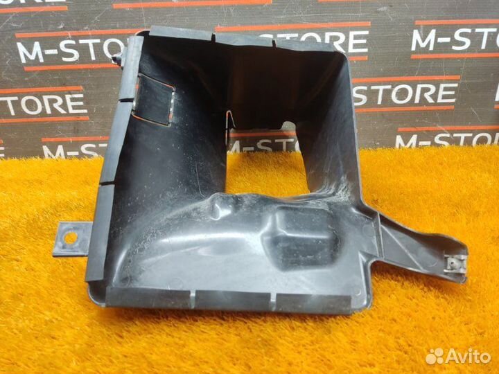 Воздуховод радиатора левый Bmw 7-Series F01 N63B44