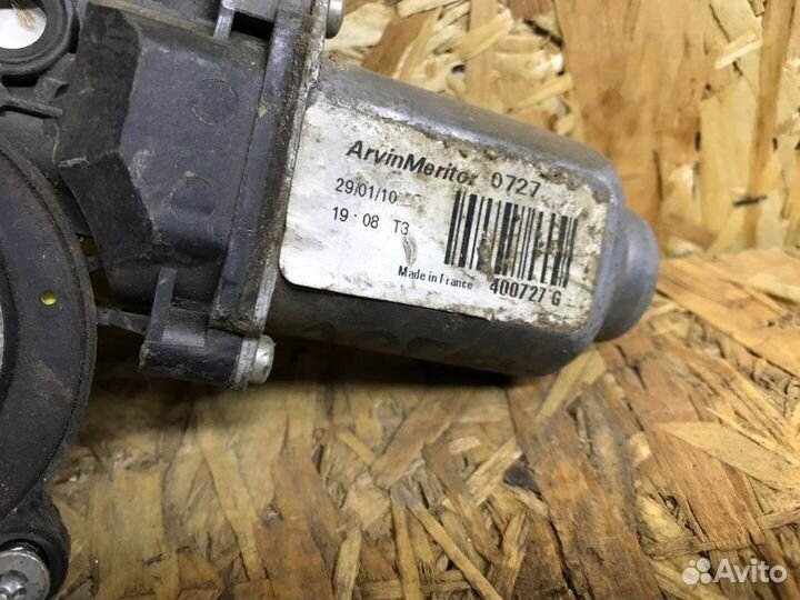 Мотор стеклоподъемника LADA Largus универсал 1.6