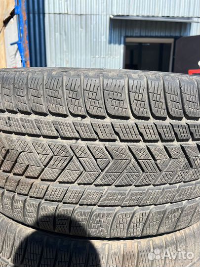 Pirelli Scorpion Winter 285/35 R22 106V