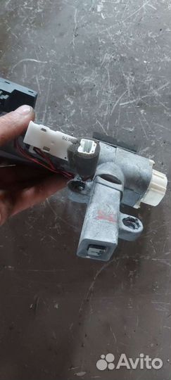 Замок зажигания Nissan Murano Z50