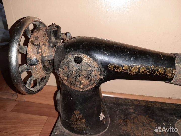 Швейная машинка