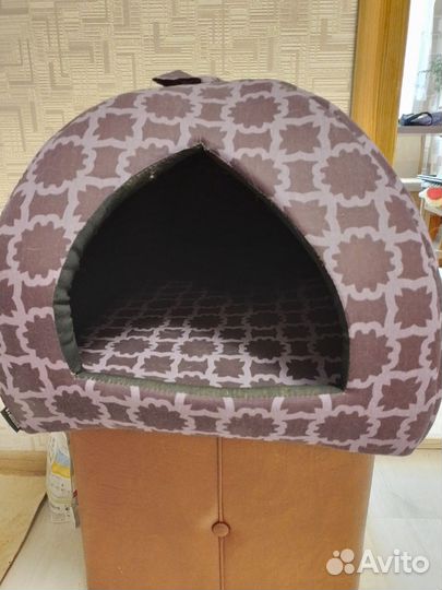 Домик для кошки или маленькой собачки