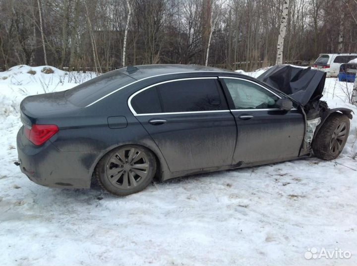 В разборе Bmw 7 f01 2008-2015