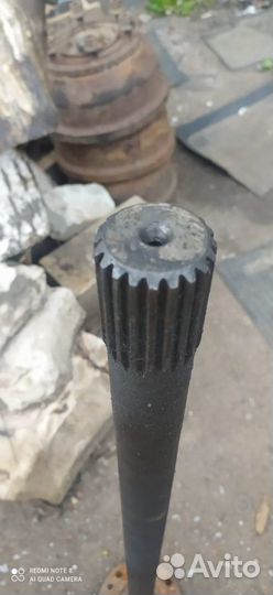 Юджин 1080 полуось заднего моста б/у