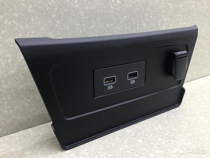 Прикуриватель, Renault Duster II 2021 682644120R