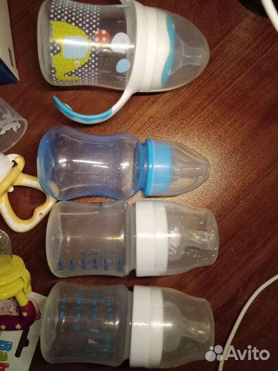 Молокоотсос,бутылочки Avent,ниблер, соски avent