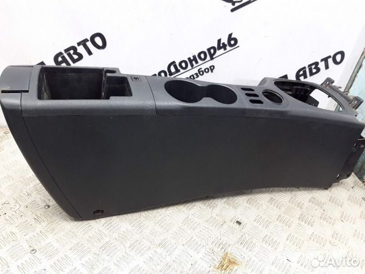 Центральный тоннель (Консоль) Nissan Qashqai I (2006—2010)