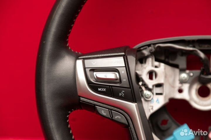 Руль Toyota Land Cruiser 200 1VD 2015