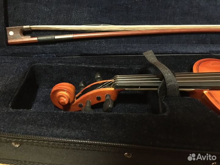 Скрипка 1/4 Cremona