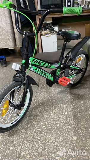 Детский велосипед 16