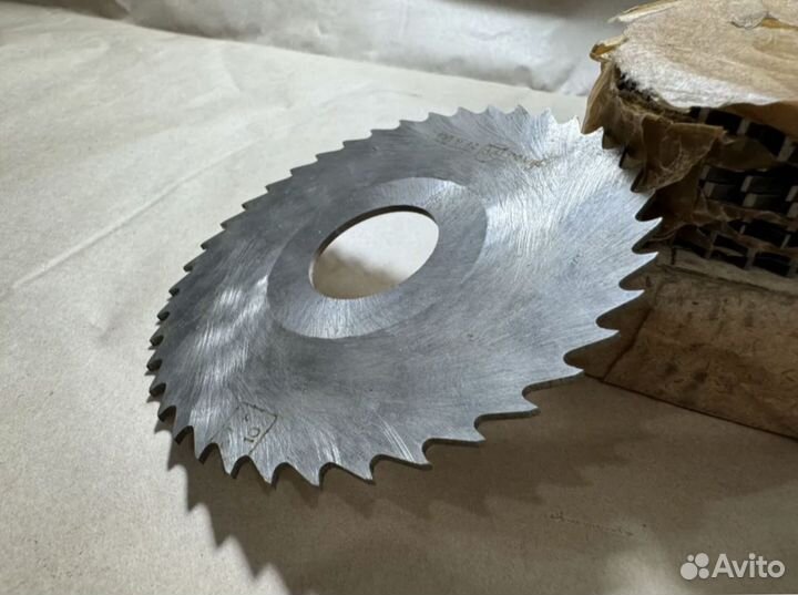 Фреза прорезная 20х0,6 z48