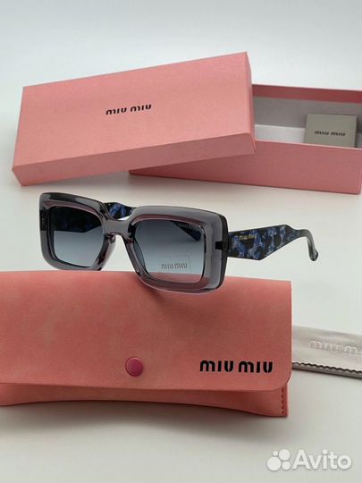 Солнцезащитные очки miu miu