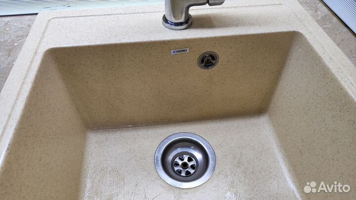 Кухонная мойка искусственный камень бу