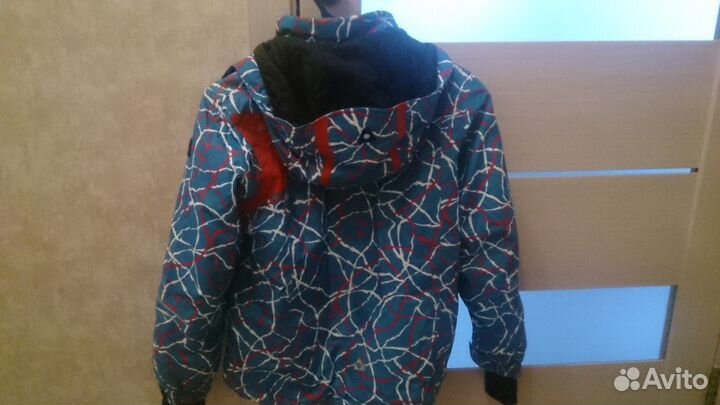Костюм для сноуборда р. 9-10, рост 140 см