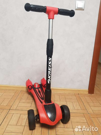 Самокат детский трехколесный kreiss
