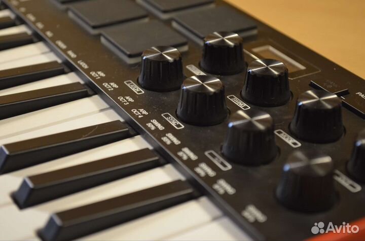 Midi-клавиатура Akai MPK Mini MK3