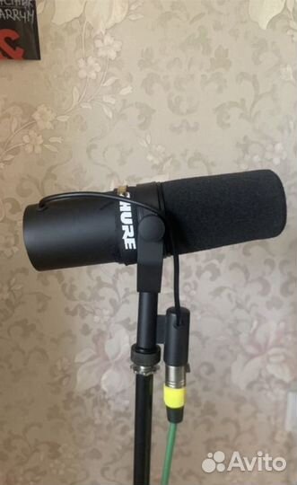 Микрофон студийный Shure SM7B
