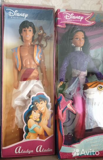 Куклы фирмы Disney в коробках