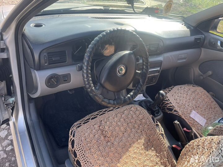 Skoda Octavia 1.6 МТ, 2002, 293 000 км