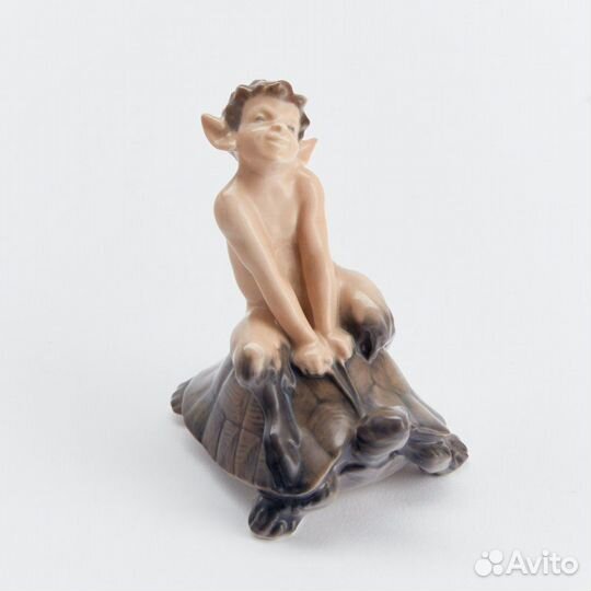 Коллекционная статуэтка 