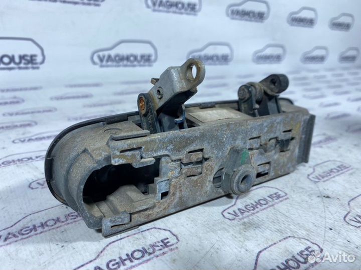 Ручка двери внешняя задняя левая Audi A6 C5 2.8