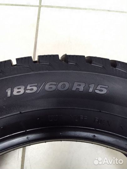 Viatti Brina Nordico V-522 185/60 R15 84T
