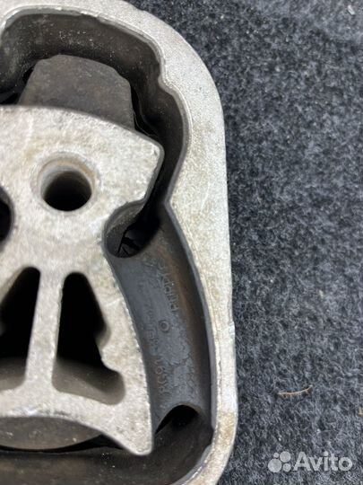 Опора АКПП задняя Ford Volvo