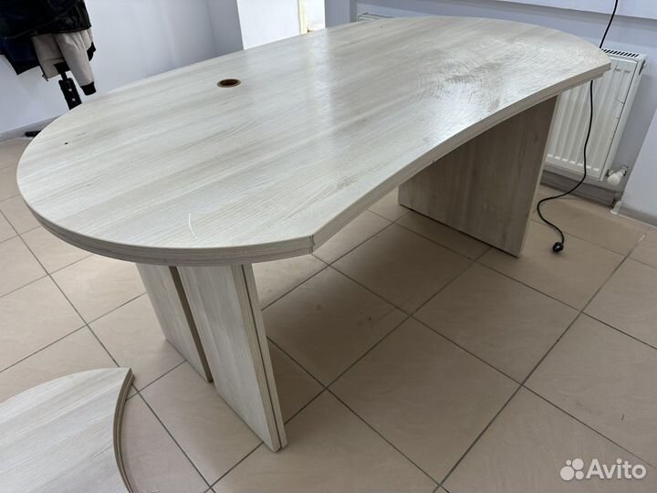 Стол руководителя