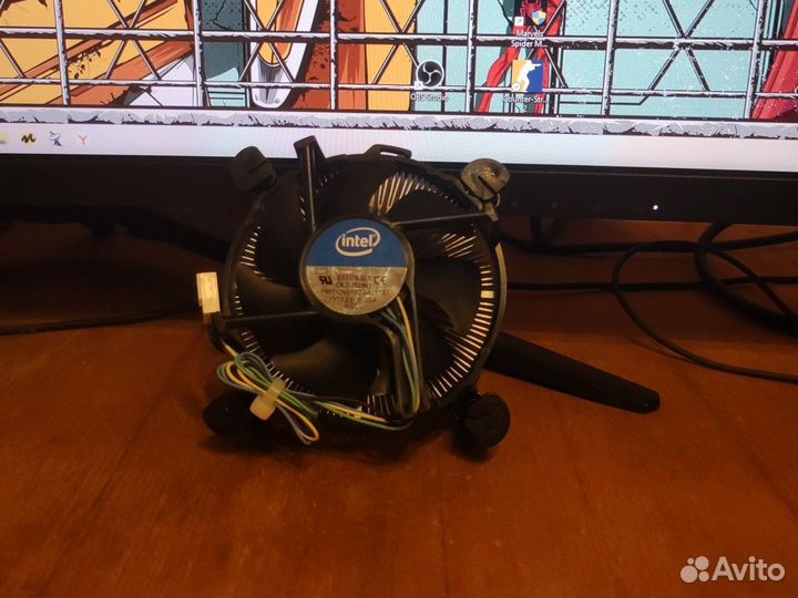 Кулер процеccорный intel
