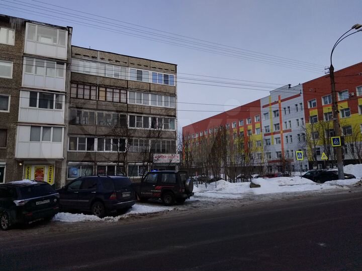 Доля в 3-к. квартире, 65,6 м², 4/5 эт.