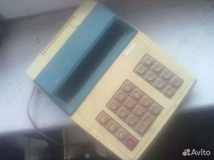 Продам калькулятор СССР