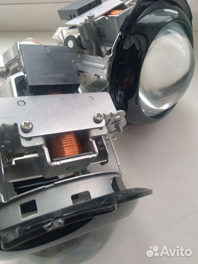 Линзы на toyota venza