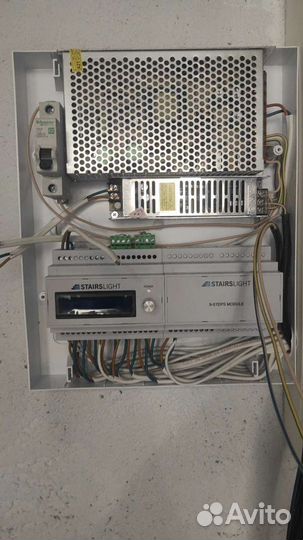 Умная подсветка лестницы