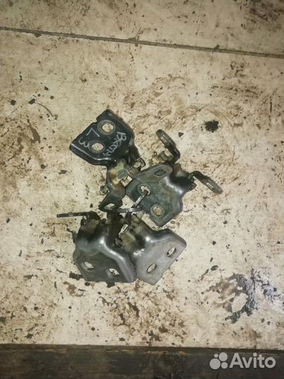 Петли дверные лада веста