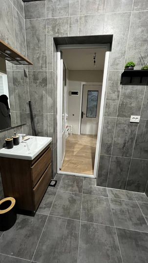 Дом 25 м² на участке 6 га