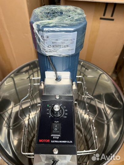 Медогонка 2х рамочная и 4-х рамочная