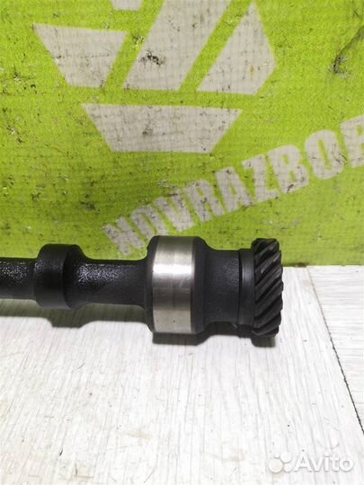 Вал масляного насоса Фольксваген Гольф 3 Венто