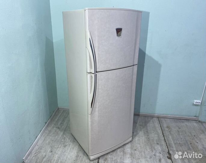 Холодильник бу sharp