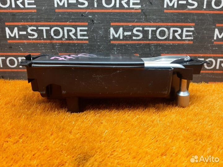 Домкрат Mercedes-Benz E-Class W212 271.860 2010