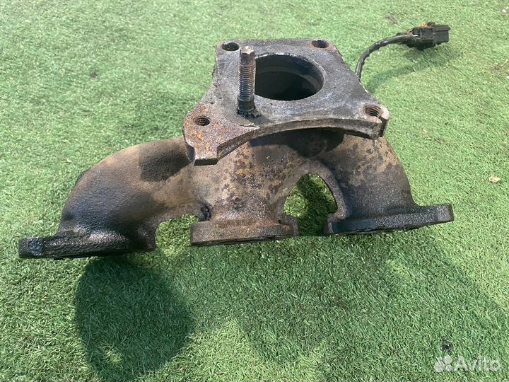 Выпускной коллектор Nissan Murano Z50