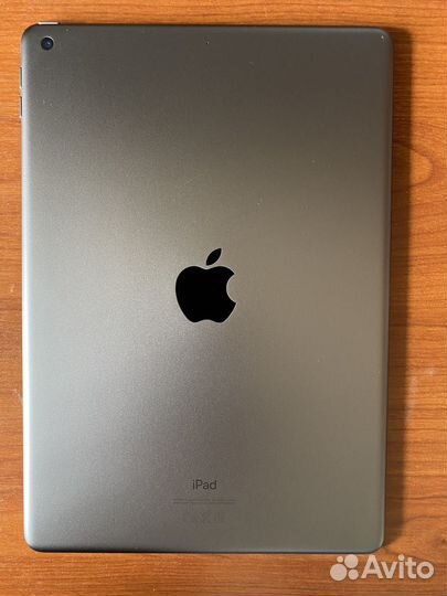 iPad 10.2