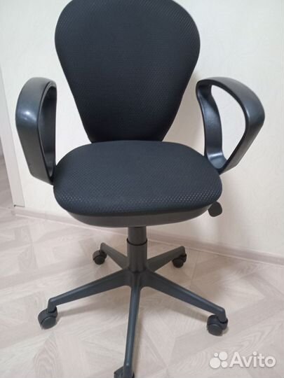 Компьютерное кресло