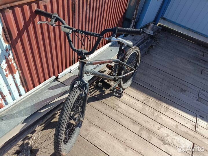 Продам велосипед BMX