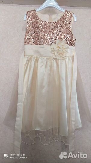 Нарядное платье для девочки