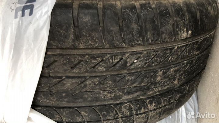 Goodyear EfficientGrip 255/50 R19