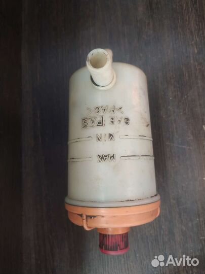 Бачок гур Suzuki Grand Vitara I